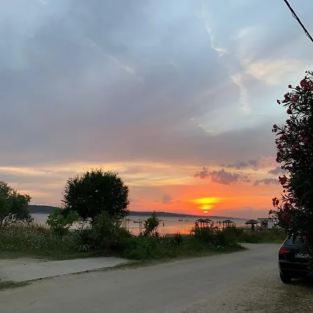 Διαμέρισμα Pia Mera *